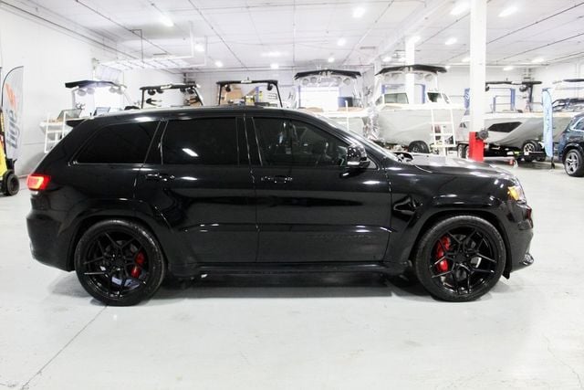 2018 Jeep Grand Cherokee SRT LOW 43,000 MILES One Owner PANO Roof Loaded - 22760865 - 6