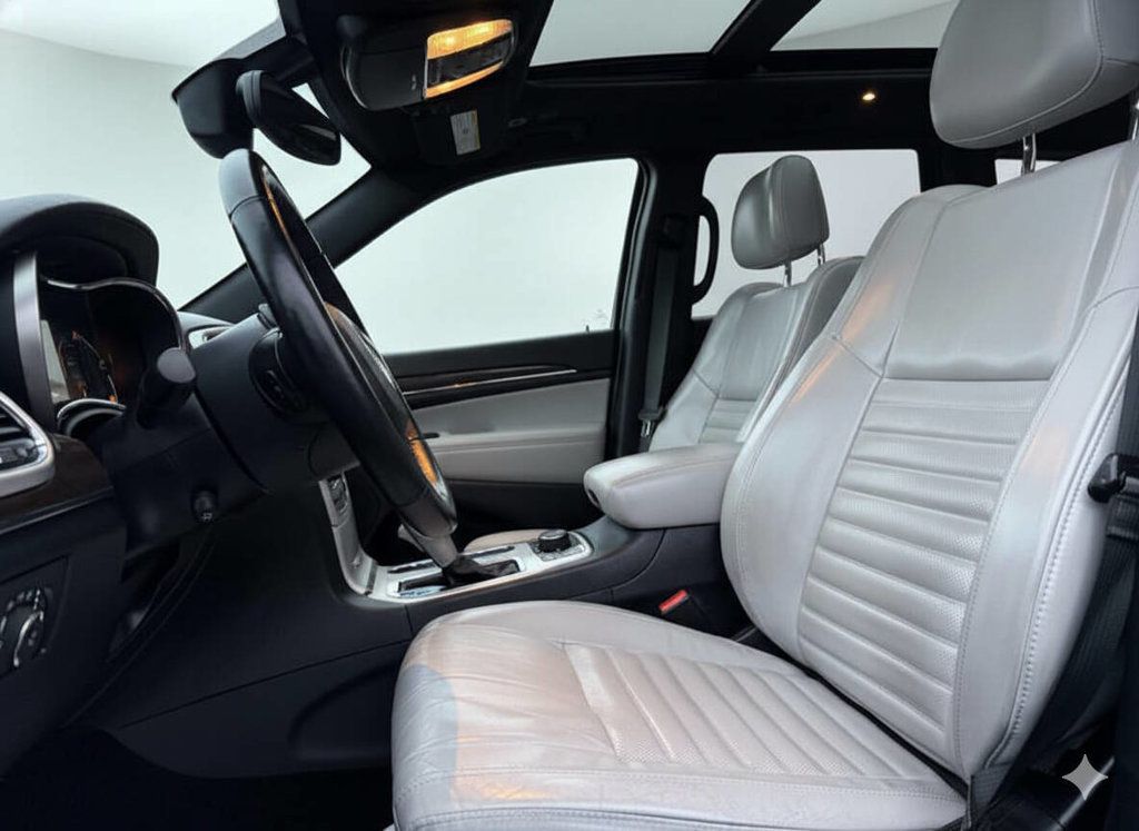 2018 Jeep Grand Cherokee Sterling Edition 2018 - Luxury, Tech, & Adventure Combined - 22943139 - 11