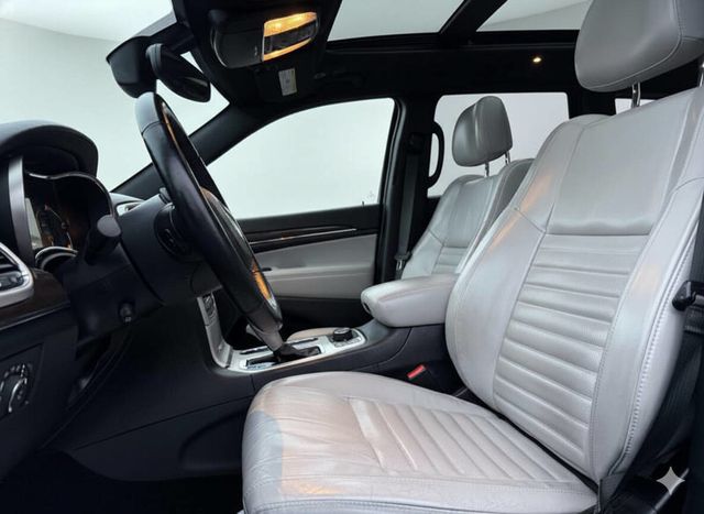 2018 Jeep Grand Cherokee Sterling Edition 2018 - Luxury, Tech, & Adventure Combined - 22943139 - 11