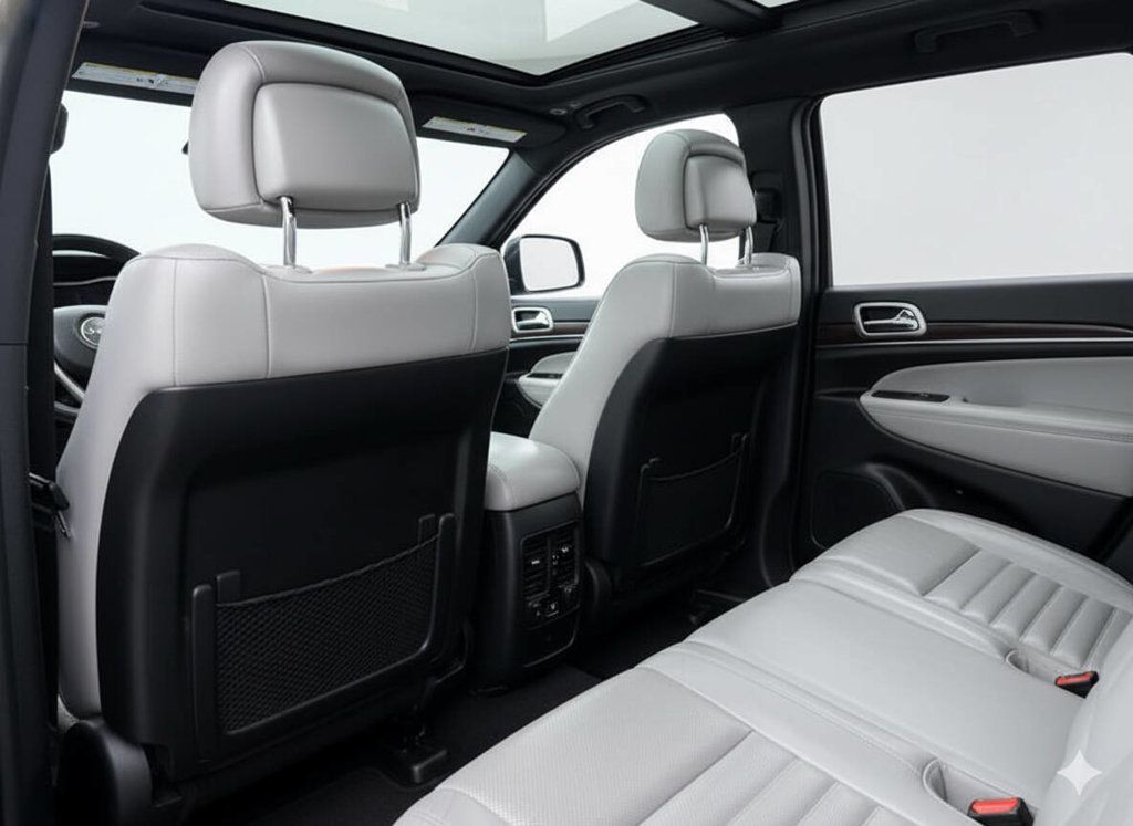 2018 Jeep Grand Cherokee Sterling Edition 2018 - Luxury, Tech, & Adventure Combined - 22943139 - 12