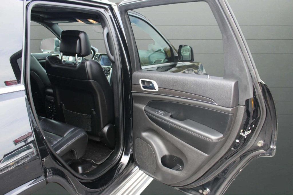 2018 Jeep Grand Cherokee Sterling Edition 4x4 - 22933749 - 18