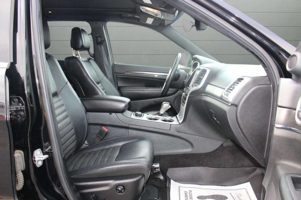 2018 Jeep Grand Cherokee Sterling Edition 4x4 - 22933749 - 21