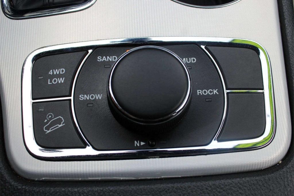 2018 Jeep Grand Cherokee Sterling Edition 4x4 - 22933749 - 26
