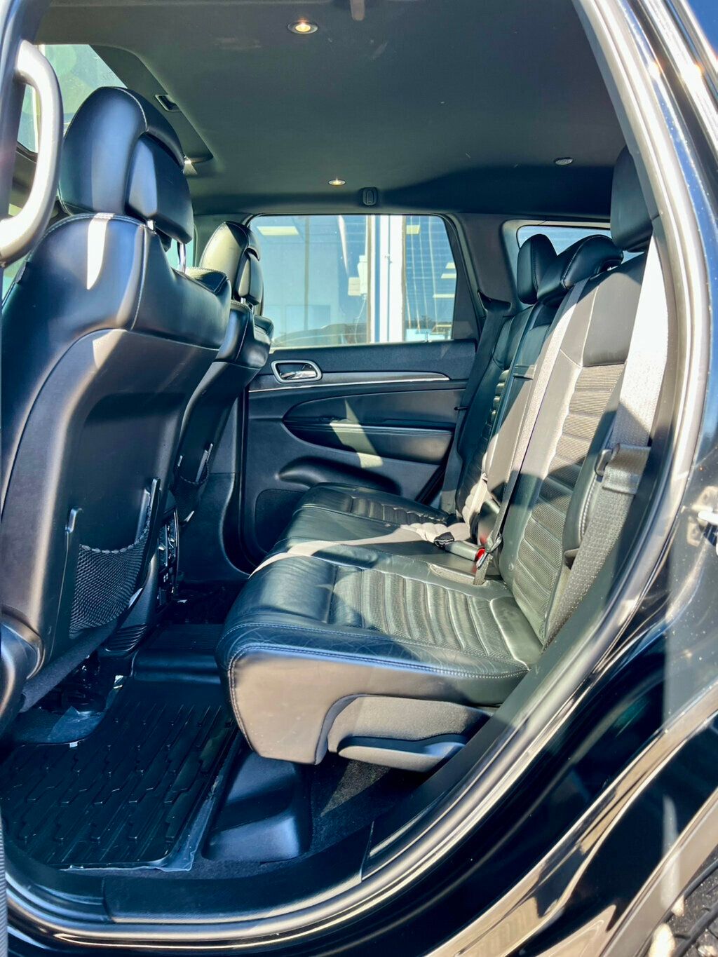 2018 Jeep Grand Cherokee Sterling Edition 4x4 - 22974172 - 17