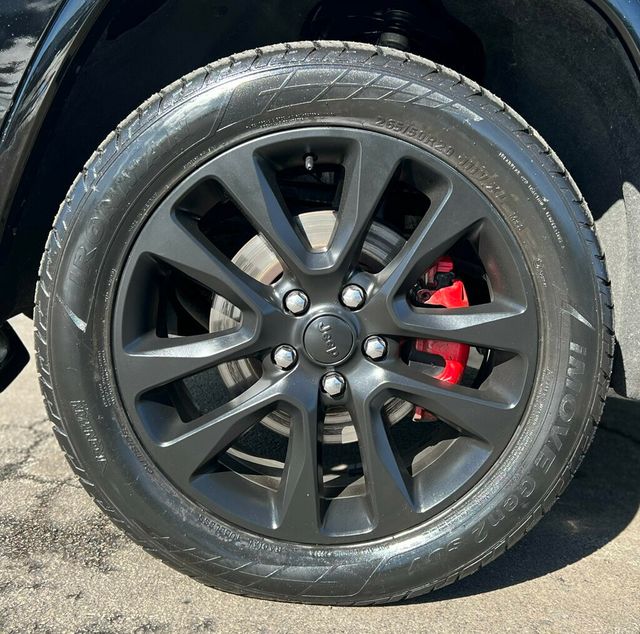 2018 Jeep Grand Cherokee Sterling Edition 4x4 - 22974172 - 34