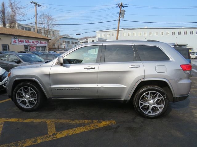 2018 Jeep Grand Cherokee Sterling Edition 4x4 (Clear Title) - 22989173 - 7