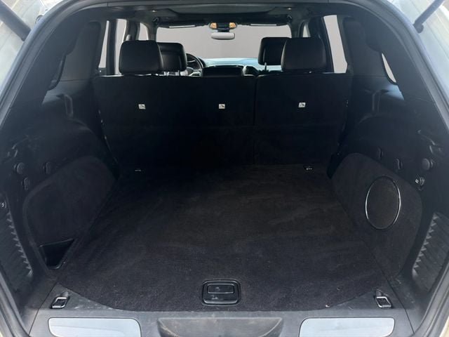 2018 Jeep Grand Cherokee STERLING EDITION, CLEAN CARFAX, 5.7L V8 HEMI, PANO SUNROOF!! - 23041928 - 23