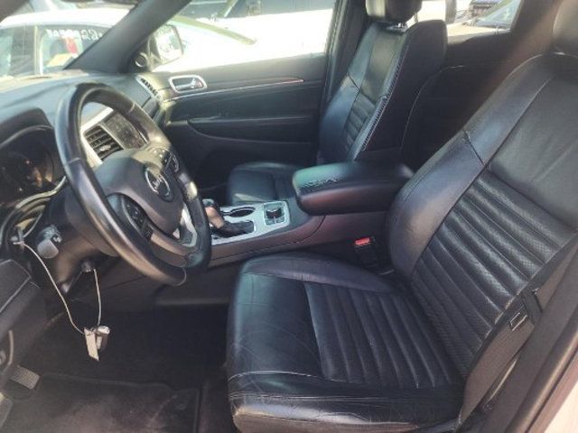 2018 Jeep Grand Cherokee STERLING EDITION, CLEAN CARFAX, 5.7L V8 HEMI, PANO SUNROOF!! - 23041928 - 4