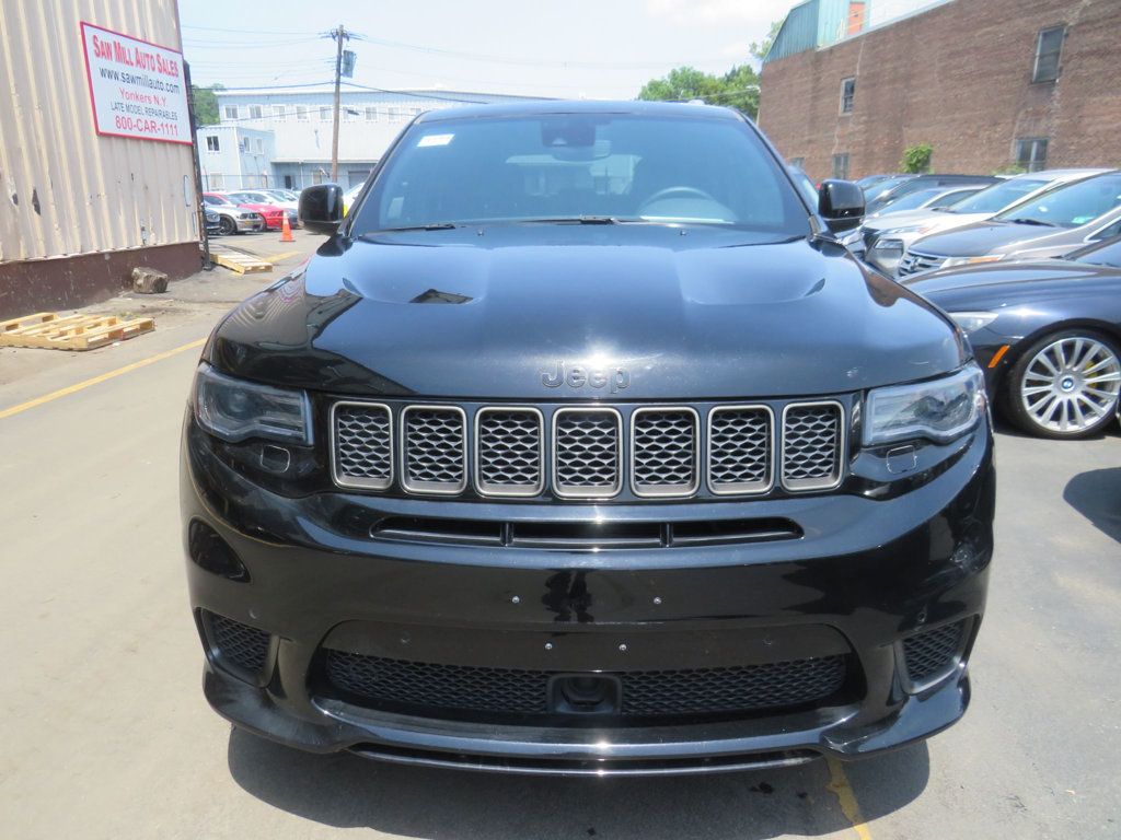 2018 Jeep Grand Cherokee Trackhawk photo 2