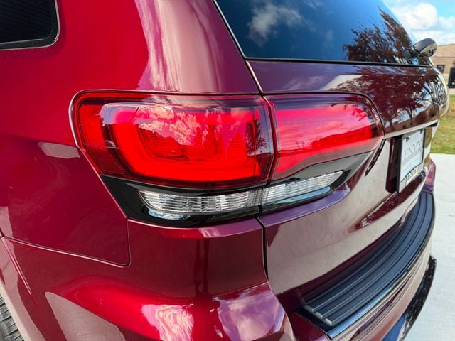 2018 Jeep Grand Cherokee Trackhawk 4x4 - 22919015 - 15