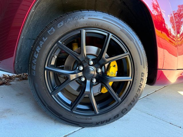 2018 Jeep Grand Cherokee Trackhawk 4x4 - 22919015 - 26