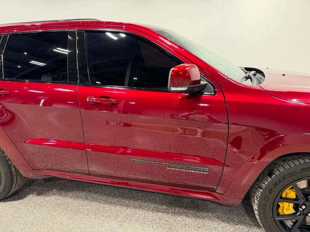 2018 Jeep Grand Cherokee Trackhawk 4x4 - 22919015 - 29