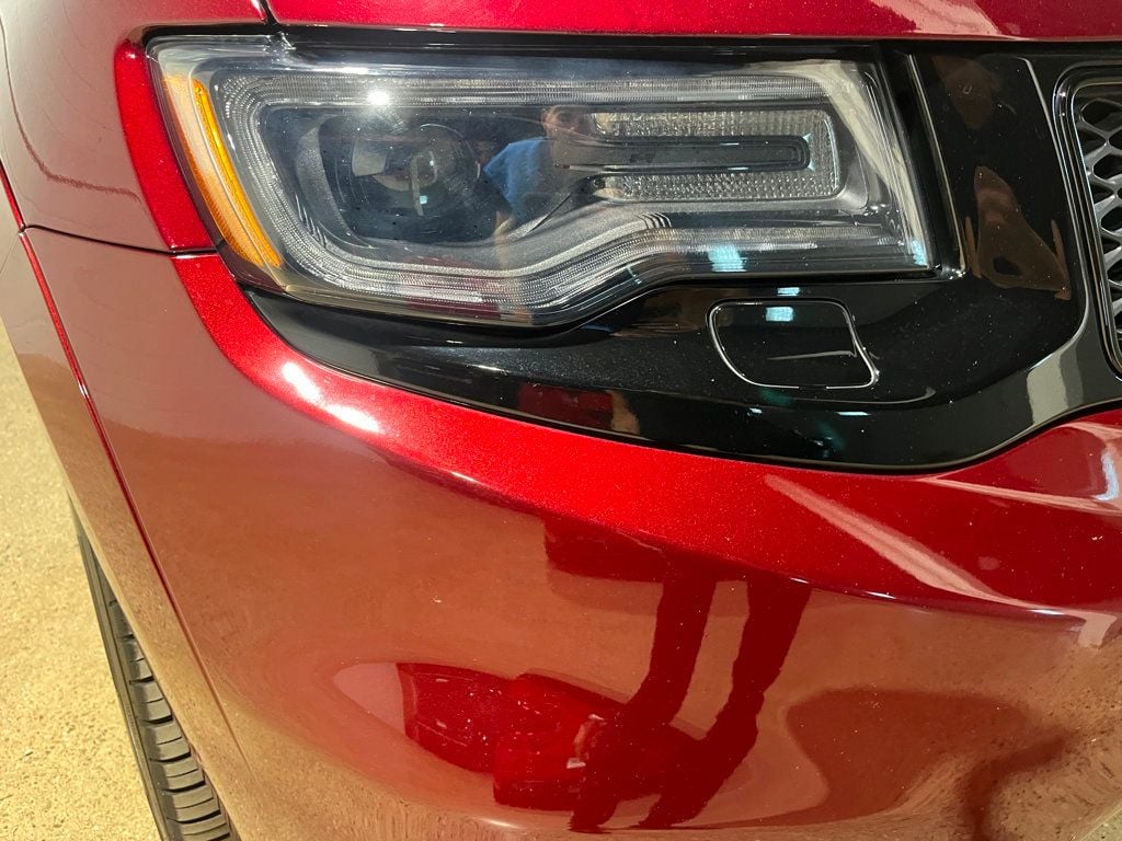 2018 Jeep Grand Cherokee Trackhawk photo 4