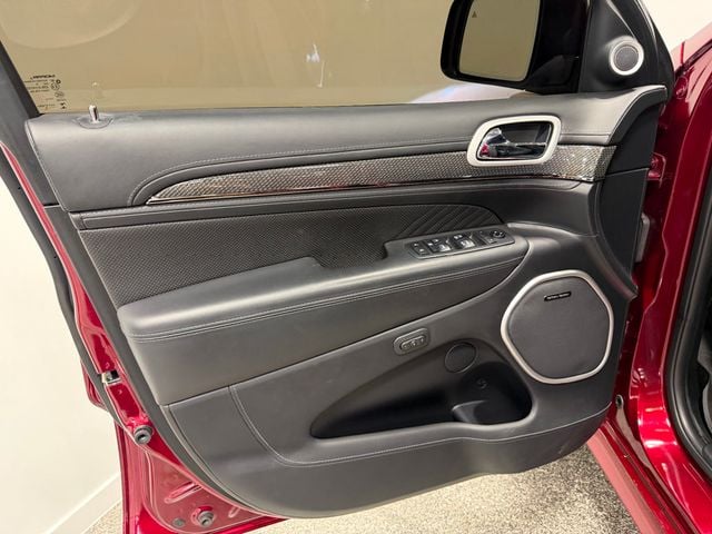 2018 Jeep Grand Cherokee Trackhawk 4x4 - 22919015 - 76