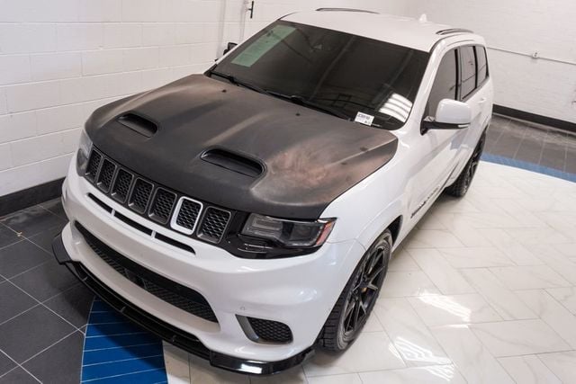 2018 Jeep Grand Cherokee Trackhawk 4x4 - 23074496 - 36