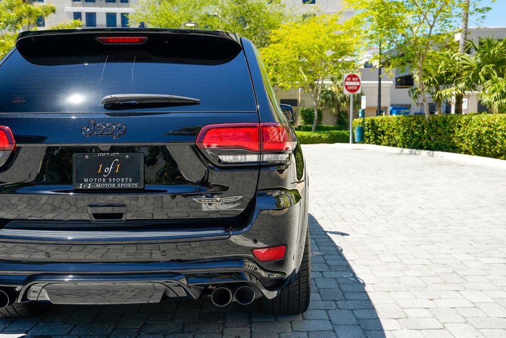 2018 Jeep Grand Cherokee Trackhawk 4x4 - 23001530 - 25