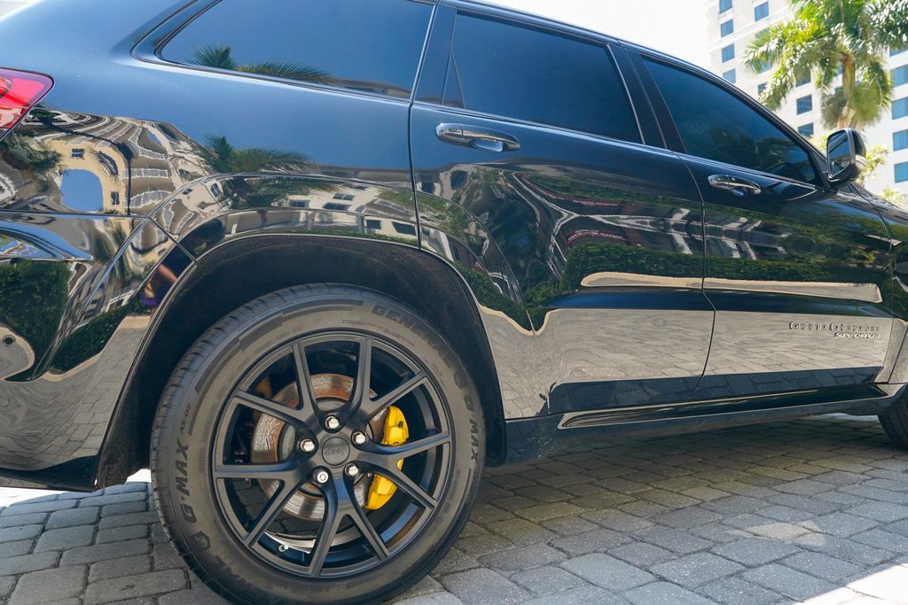 2018 Jeep Grand Cherokee Trackhawk 4x4 - 23001530 - 29