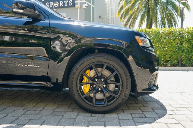 2018 Jeep Grand Cherokee Trackhawk 4x4 - 23001530 - 33