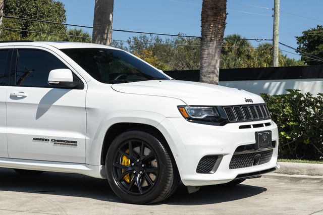 2018 Jeep Grand Cherokee Trackhawk 4x4 - 22989138 - 10