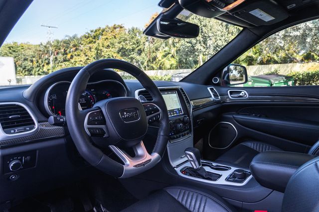 2018 Jeep Grand Cherokee Trackhawk 4x4 - 22989138 - 14