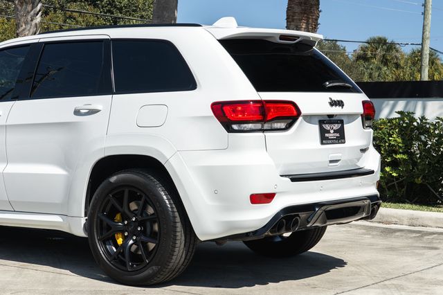 2018 Jeep Grand Cherokee Trackhawk 4x4 - 22989138 - 4
