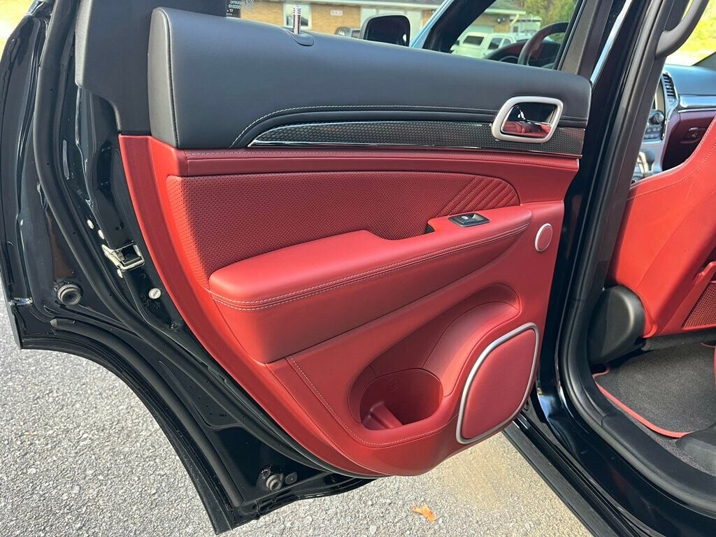 2018 Jeep Grand Cherokee Trackhawk photo 12