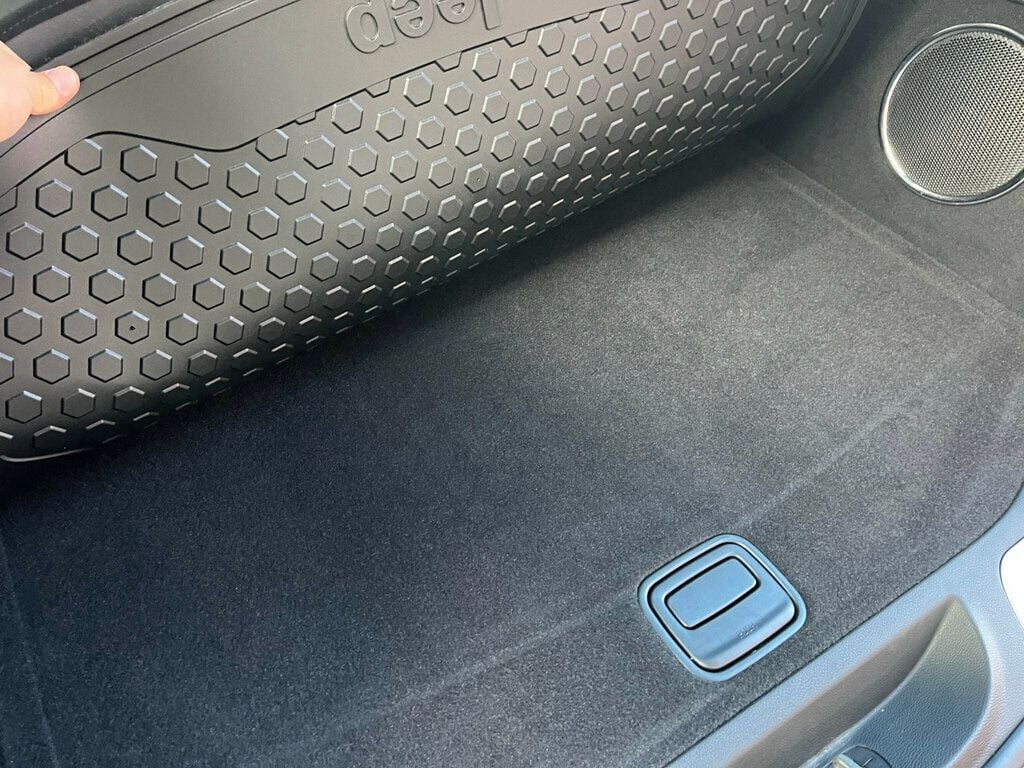 2018 Jeep Grand Cherokee Trackhawk photo 23