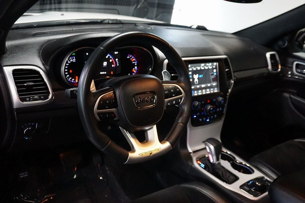 2018 Jeep Grand Cherokee Trackhawk photo 9