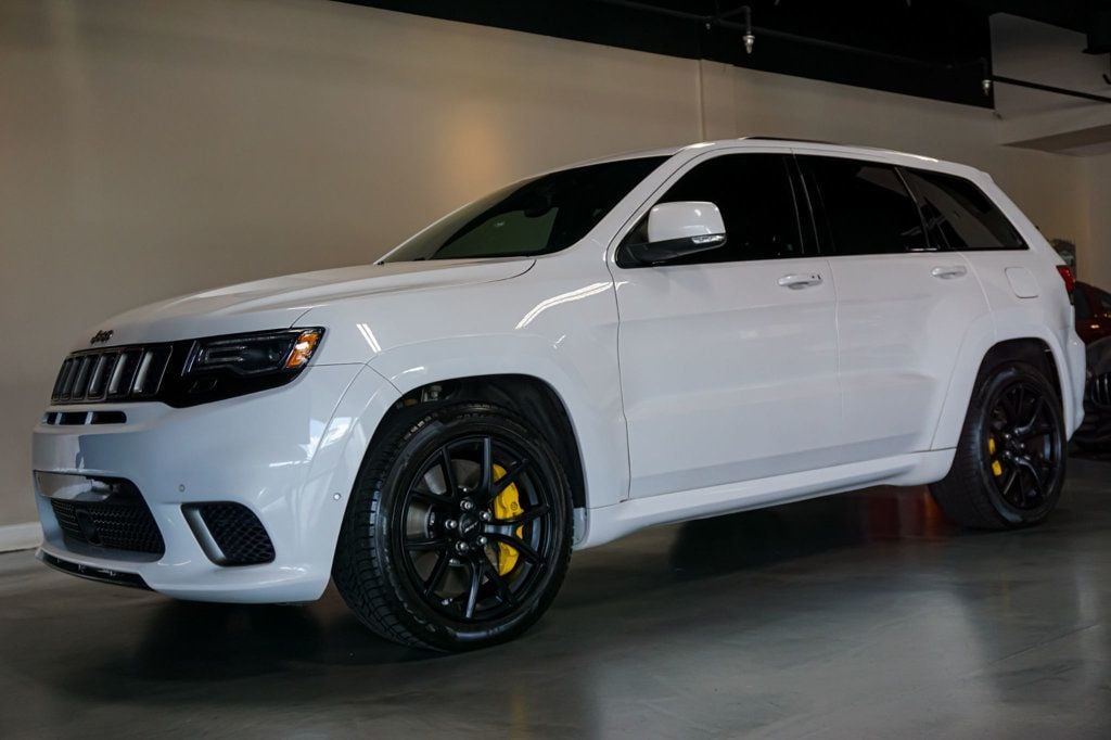 2018 Jeep Grand Cherokee Trackhawk photo 2