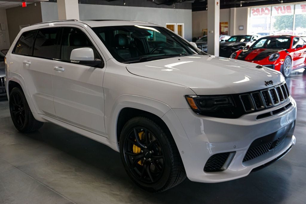 2018 Jeep Grand Cherokee Trackhawk photo 3