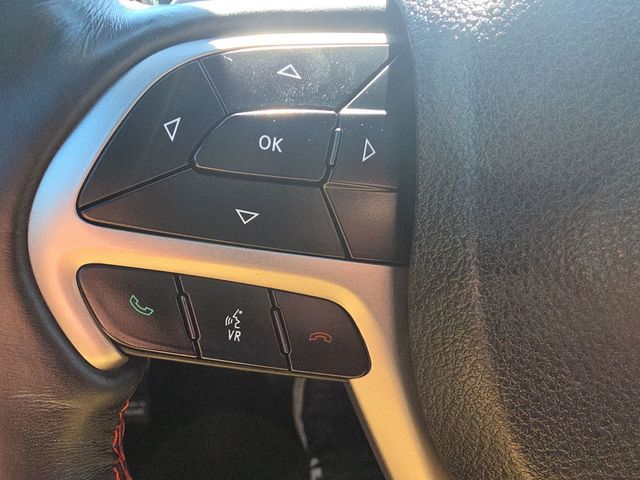2018 Jeep Grand Cherokee Trailhawk 4x4 - 23045831 - 32