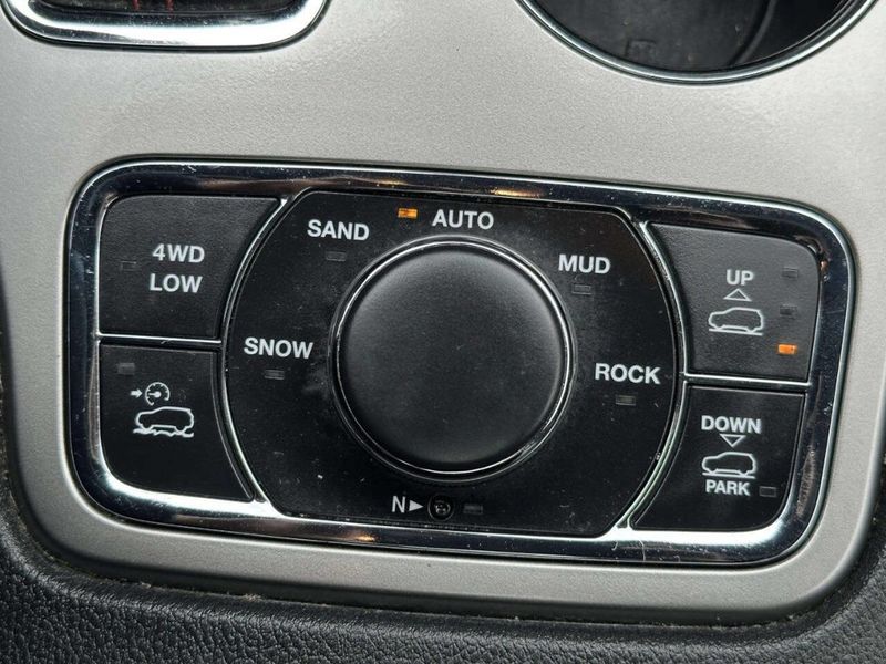 2018 Jeep Grand Cherokee Trailhawk 4x4 - 23006801 - 32