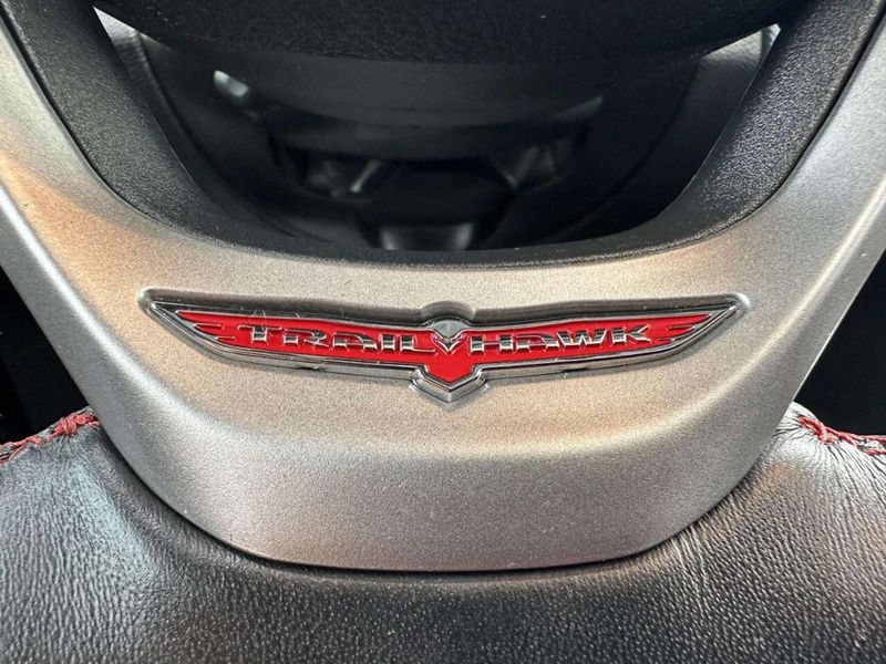 2018 Jeep Grand Cherokee Trailhawk 4x4 - 23006801 - 34