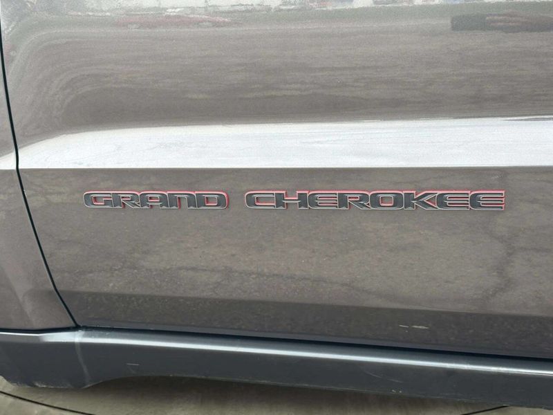 2018 Jeep Grand Cherokee Trailhawk 4x4 - 23006801 - 37