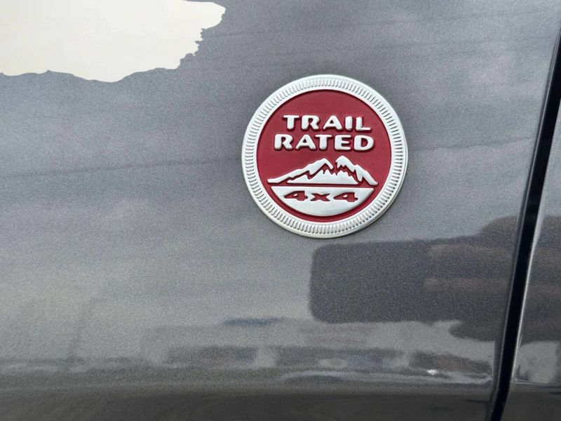 2018 Jeep Grand Cherokee Trailhawk 4x4 - 23006801 - 40