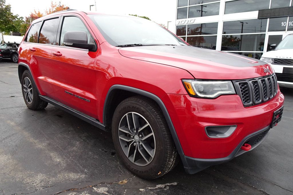 2018 Jeep Grand Cherokee Trailhawk photo 2
