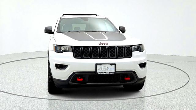 2018 Jeep Grand Cherokee Trailhawk 4x4 *Ltd Avail* w/ 5.7L HEMI V8 & Power Sunroof - 23084979 - 1