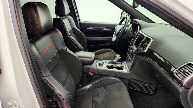 2018 Jeep Grand Cherokee Trailhawk 4x4 *Ltd Avail* w/ 5.7L HEMI V8 & Power Sunroof - 23084979 - 23