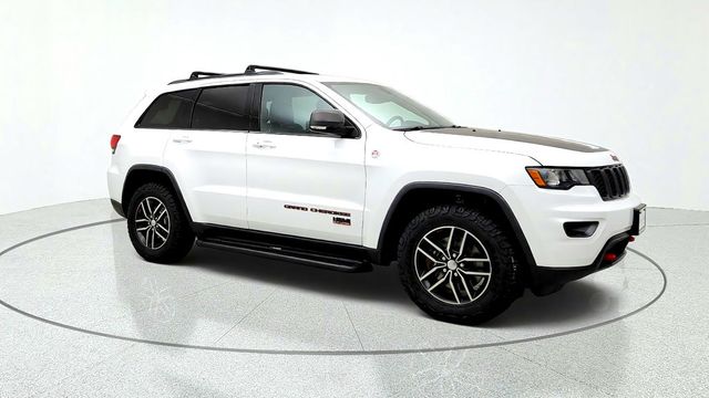 2018 Jeep Grand Cherokee Trailhawk 4x4 *Ltd Avail* w/ 5.7L HEMI V8 & Power Sunroof - 23084979 - 2