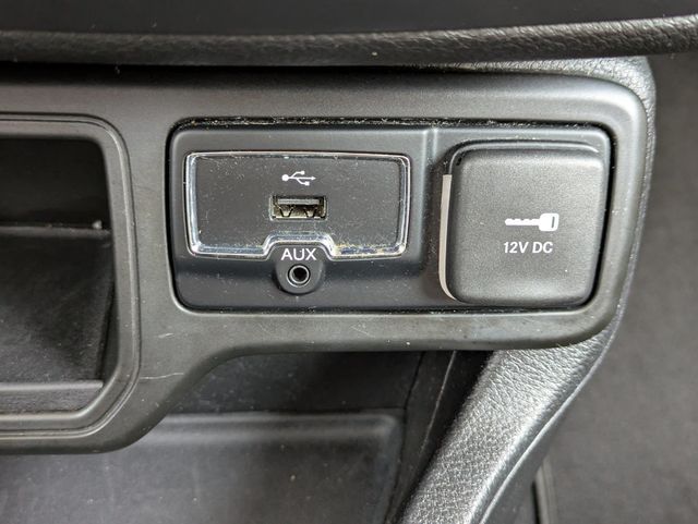 2018 Jeep Renegade  - 23016264 - 22