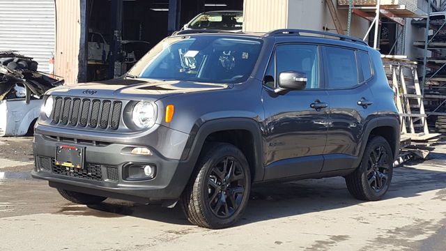 2018 Jeep Renegade Altitude 4x4 - 18569932 - 0