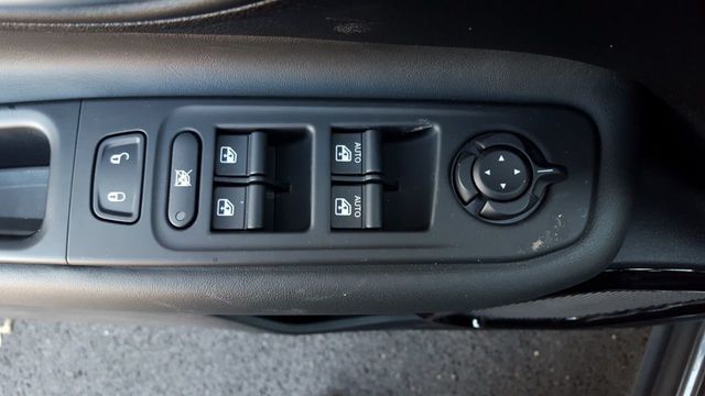 2018 Jeep Renegade Altitude 4x4 - 18569932 - 13