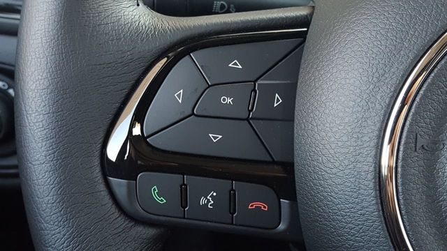 2018 Jeep Renegade Altitude 4x4 - 18569932 - 15