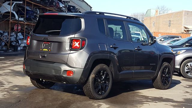 2018 Jeep Renegade Altitude 4x4 - 18569932 - 3