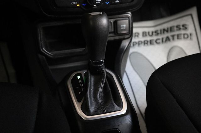 2018 Jeep Renegade Latitude - 23065374 - 38