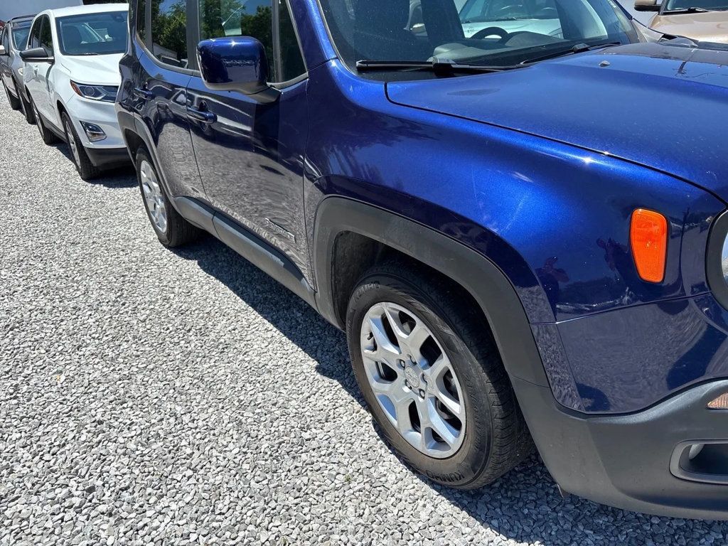 2018 Jeep Renegade Latitude FWD - 23041558 - 16