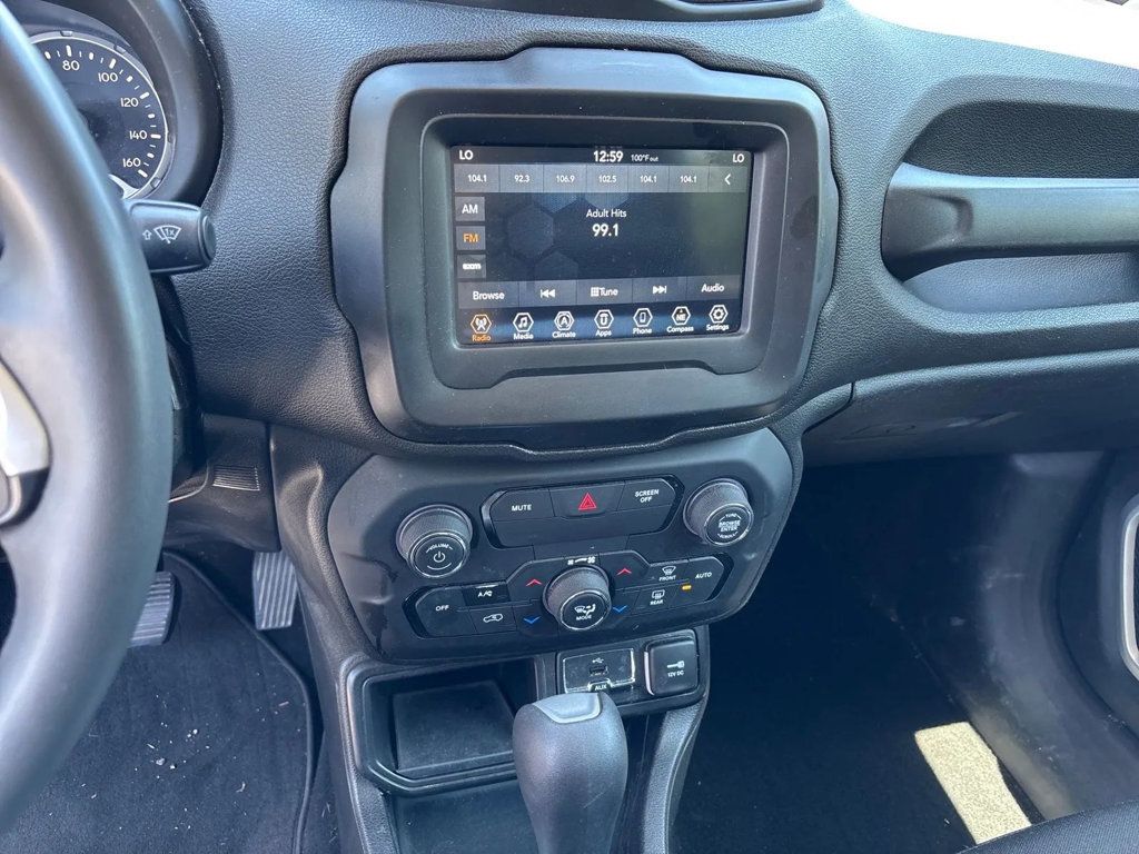 2018 Jeep Renegade Latitude FWD - 23041558 - 8