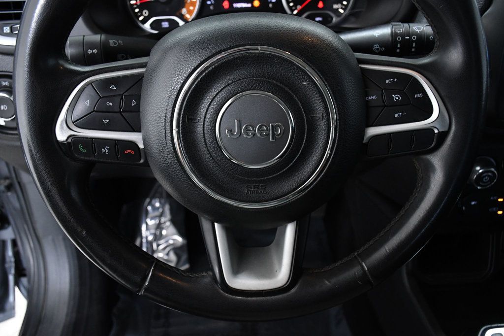 2018 Jeep Renegade Latitude FWD - 22958156 - 19
