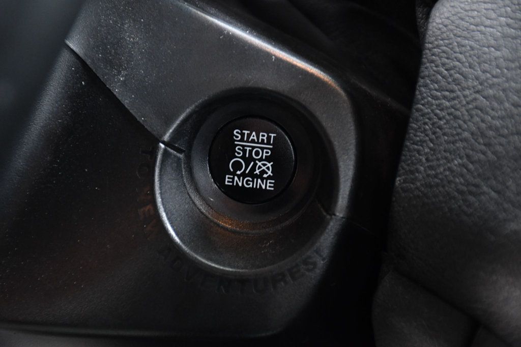 2018 Jeep Renegade Latitude FWD - 22958156 - 26