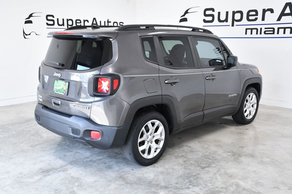 2018 Jeep Renegade Latitude FWD - 22958156 - 3